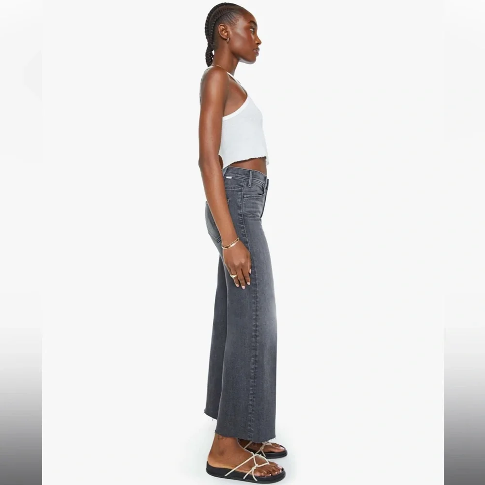 MOTHER The Hustler Roller High-Rise Wide-Leg Ankle Jeans in Call It A Night - Picture 3 of 13